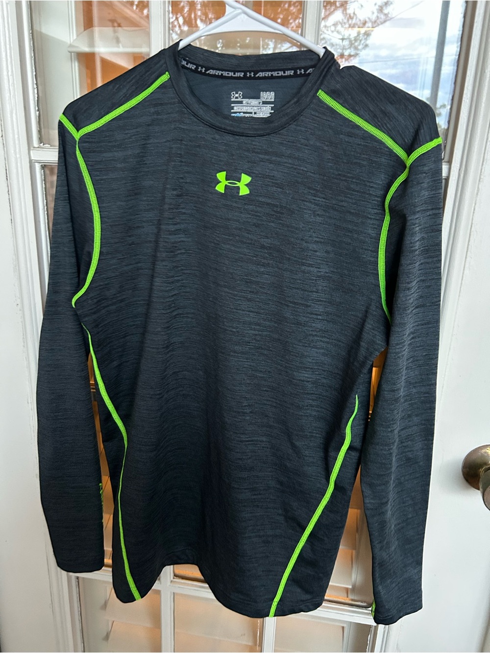 Under Armour Men’s Long Sleeve Tech Shirt -Compression-Charcoal with Neon Green